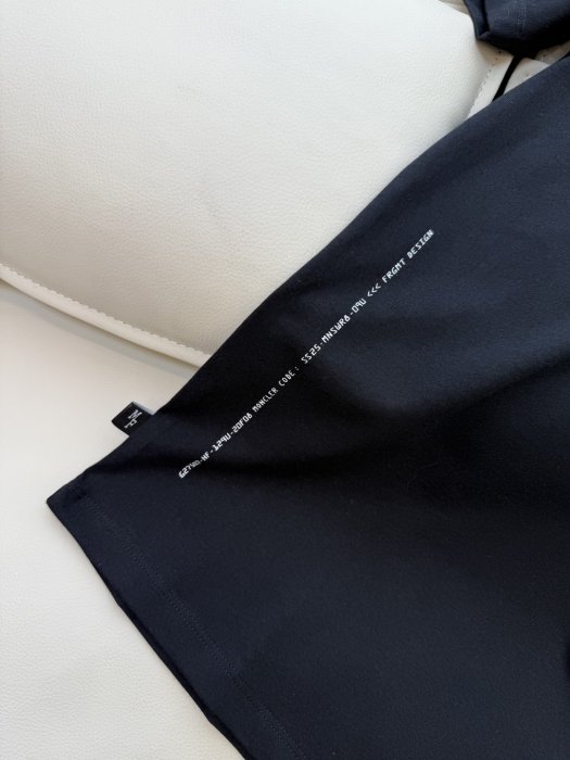 Футболка жіноча фото 8