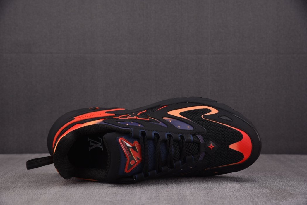 Кроссовки LOUIS VUITTON Runner Tatic Black Orange фото 3
