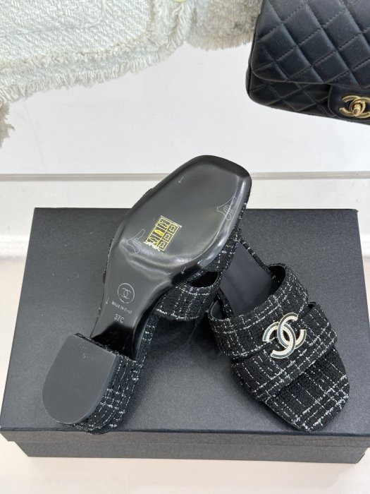 Босоножки фото 9