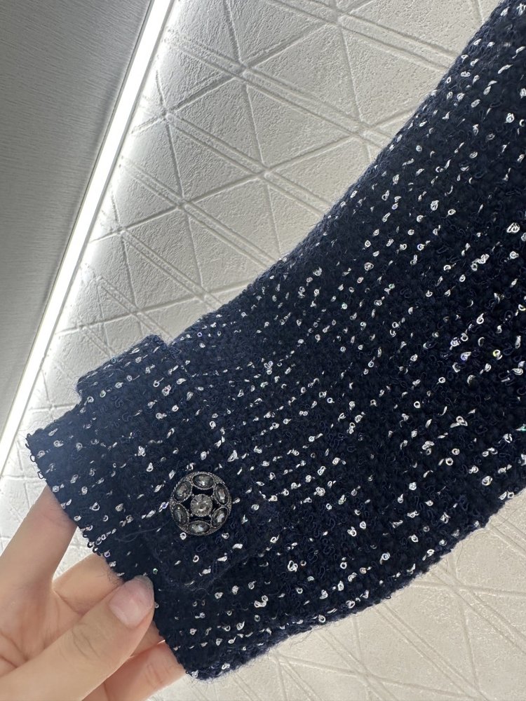 A jacket women's фото 4