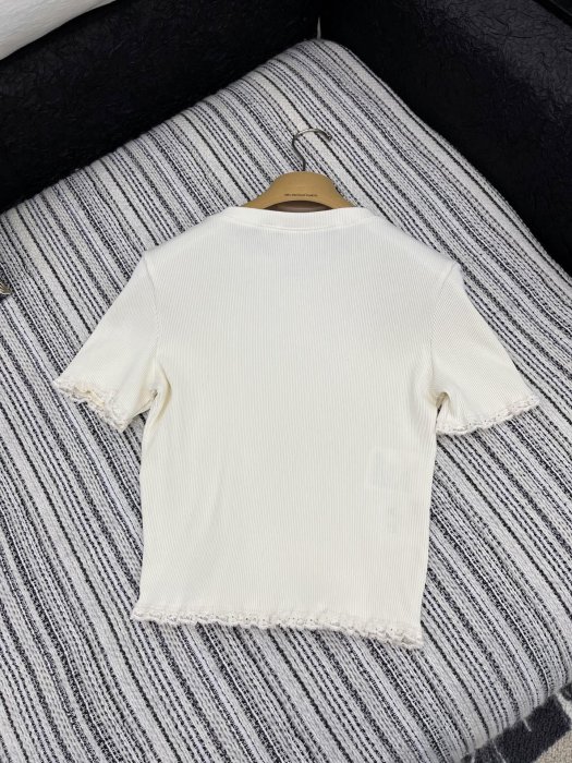 T-shirt women's фото 6