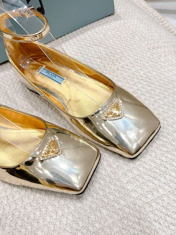 Туфли женские с квадратным носком золотые фото 8