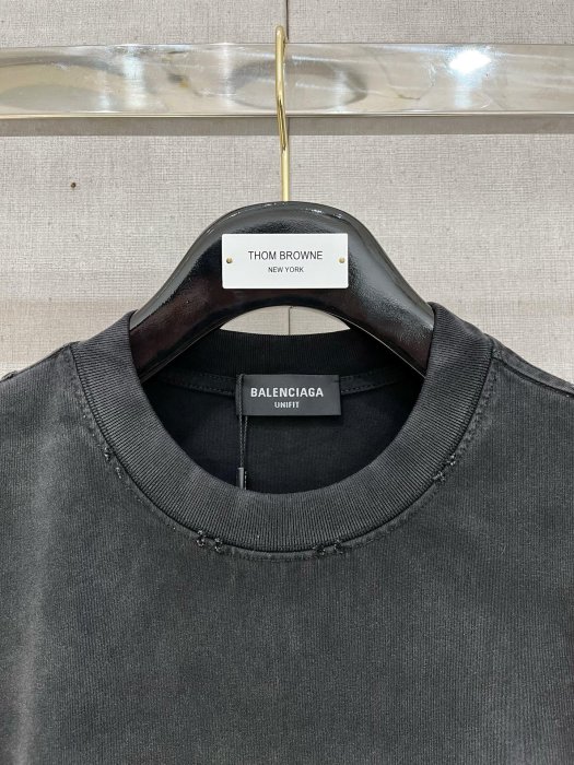 T-shirt men's фото 2