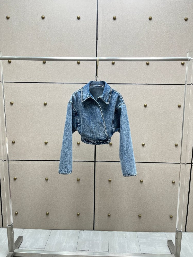 Куртка джинсовая женская