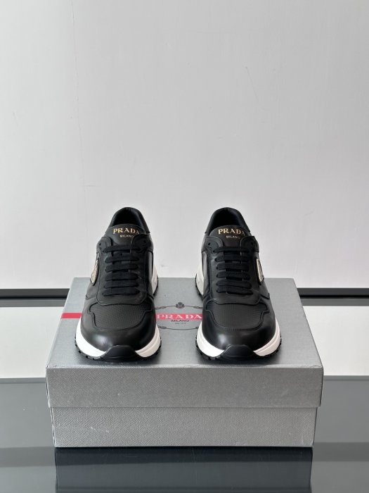 Кроссовки мужские фото 2