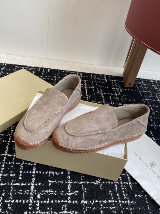 Туфли женские фото 3