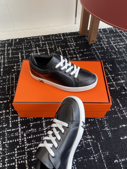 Кроссовки фото 6