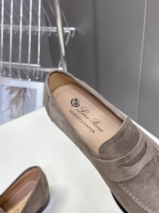 Лоферы женские фото 8