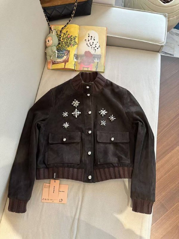 Куртка шкіряна жіноча