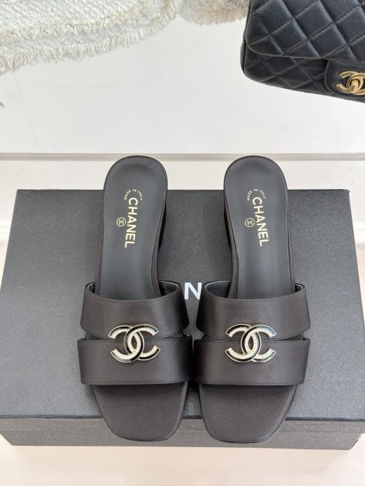 Босоножки фото 4