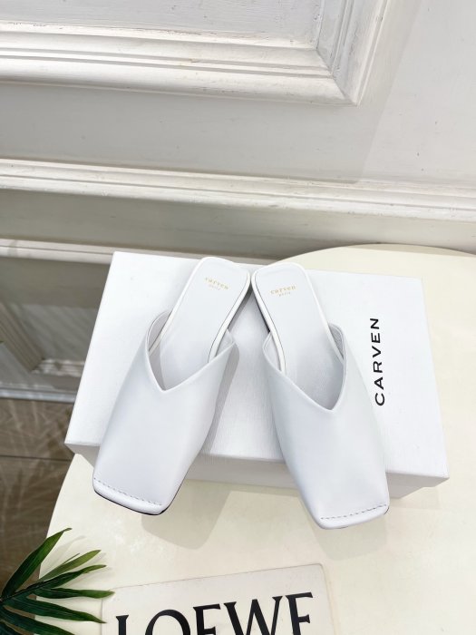 Туфлі жіночі