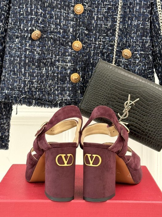 Босоножки фото 6