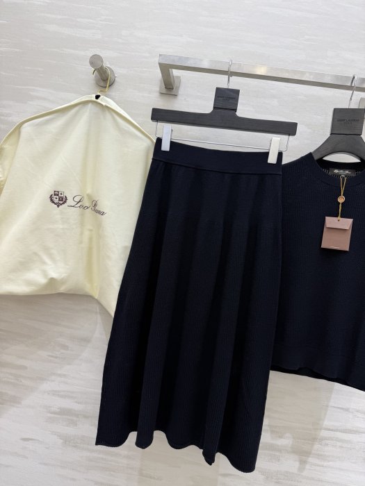 Костюм женский фото 7