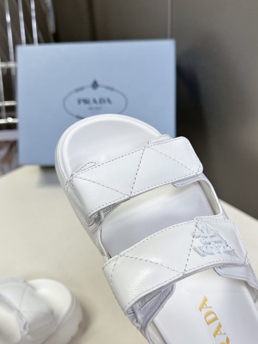 Шлепанцы фото 7