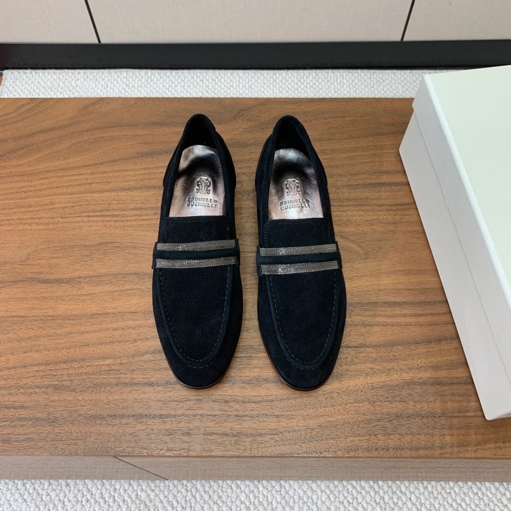 Лоферы женские