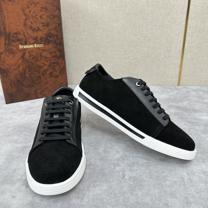 Кросівки фото 7