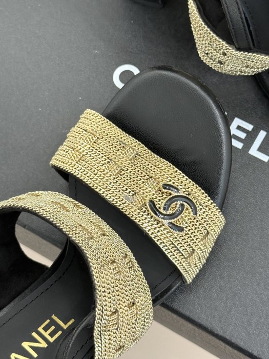 Босоножки фото 7