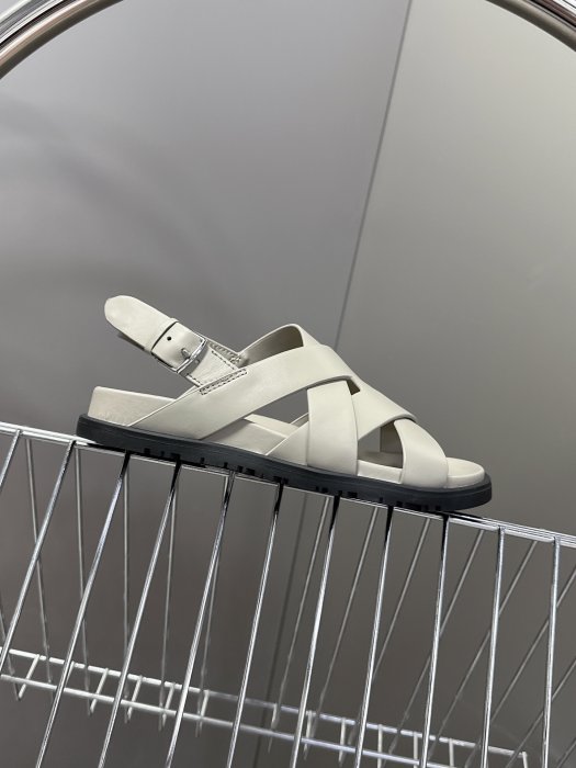 Сандалии женские фото 5