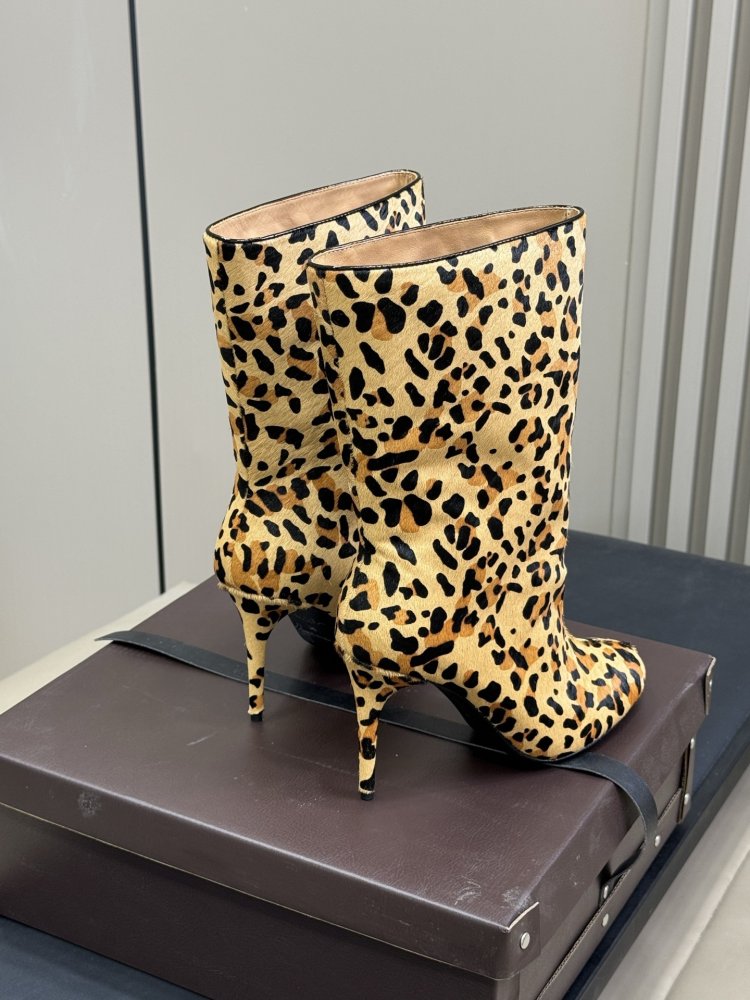 Ботильоны на высоком каблуке фото 3