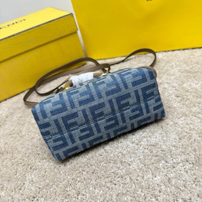 A bag women's By The Way Boston 20 cm фото 2