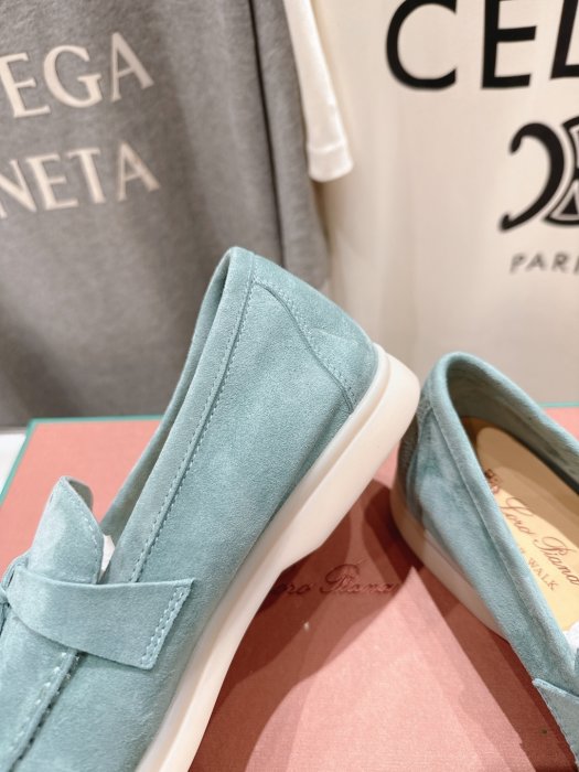 Лоферы женские фото 6