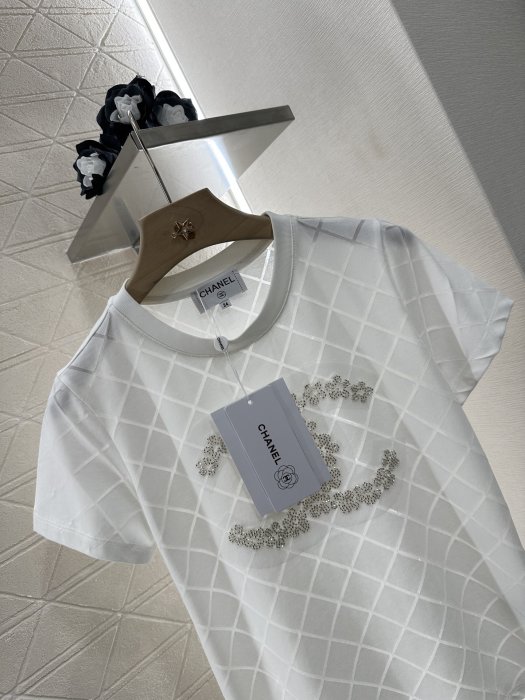 Футболка женская фото 3