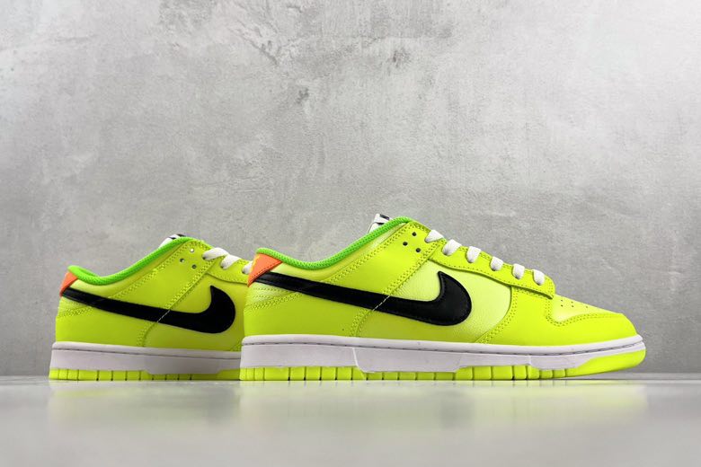 Sneakers Nike Dunk Low SE Splash Volt Hombre - FJ4610-702 фото 6