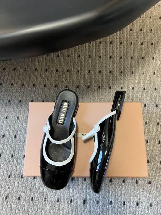 Босоножки фото 3