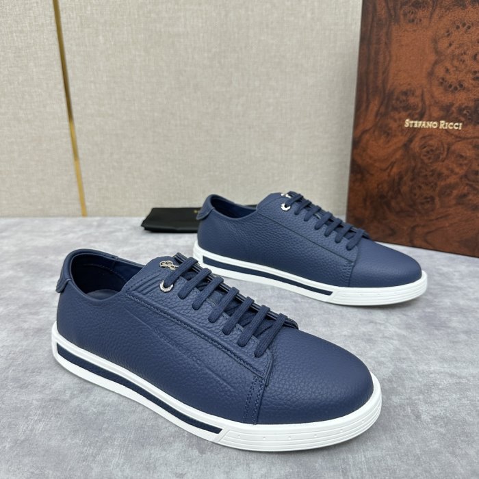 Кросівки фото 2