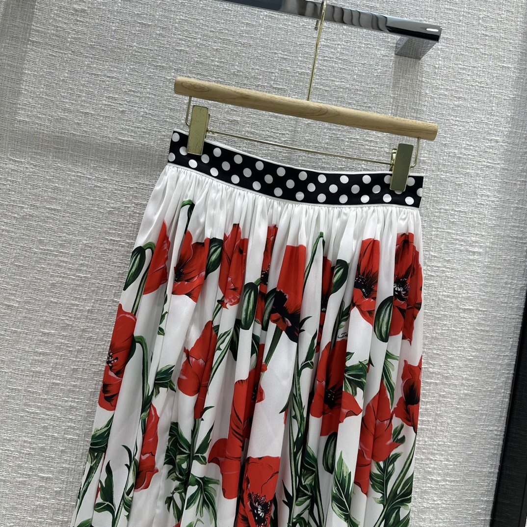 Skirt from flower print фото 2