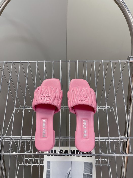 Шлепанцы фото 6