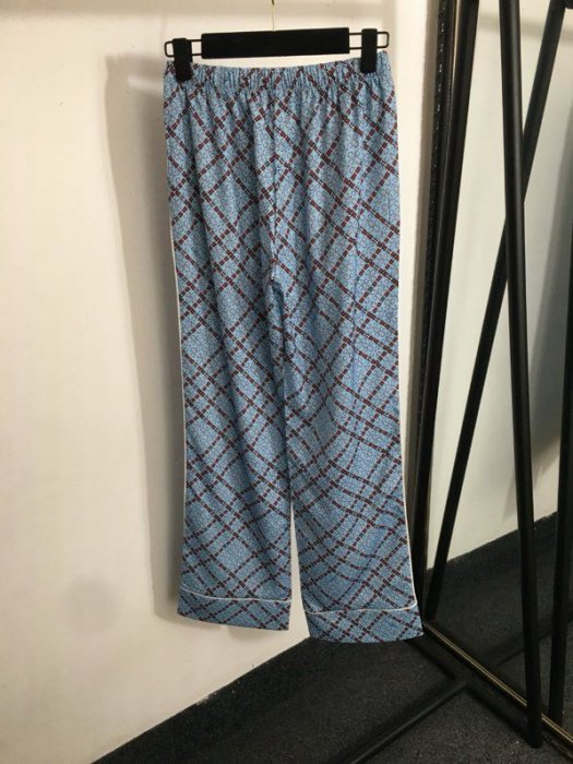 Костюм жіночий фото 4