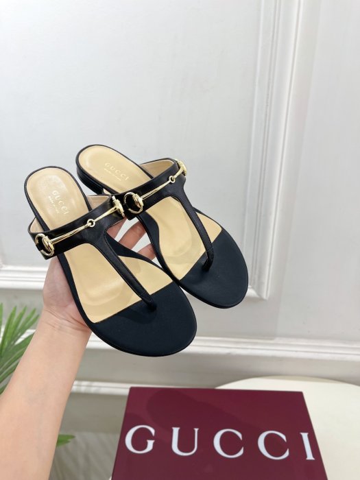 Босоножки фото 6