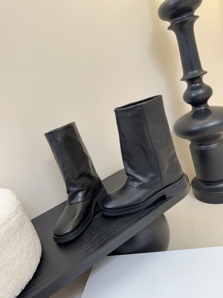 Чоботи жіночі фото 3