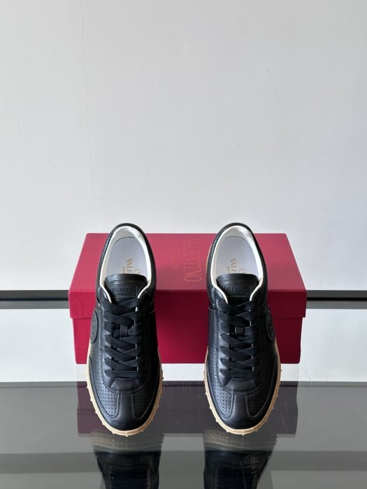 Кросівки чоловічі фото 6