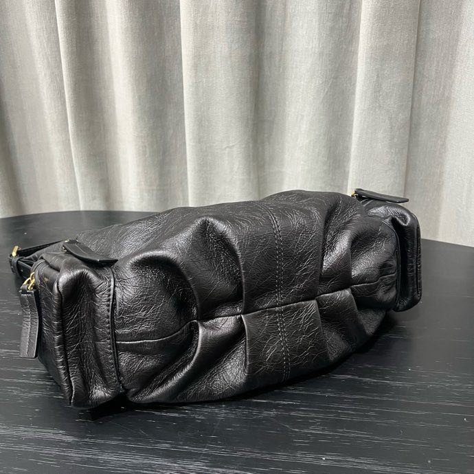 Сумка кожаная Grand Tour Multipocket 40 см фото 9