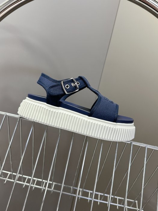 Сандалии женские фото 5