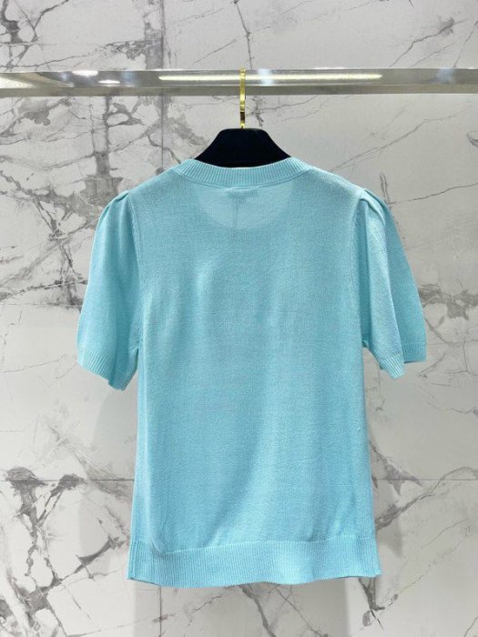 T-shirt women's фото 6