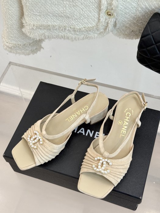 Босоножки фото 2