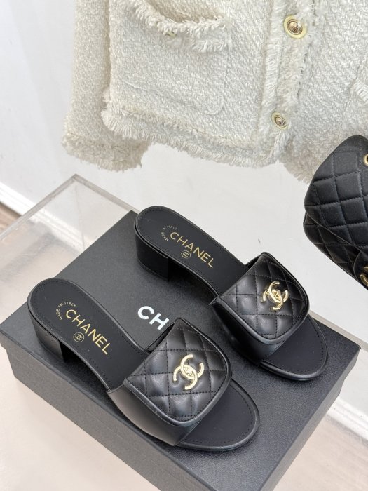 Босоножки фото 3