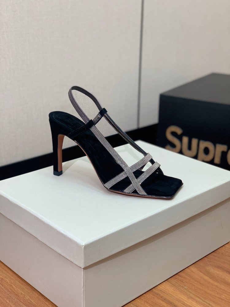 Босоножки фото 4