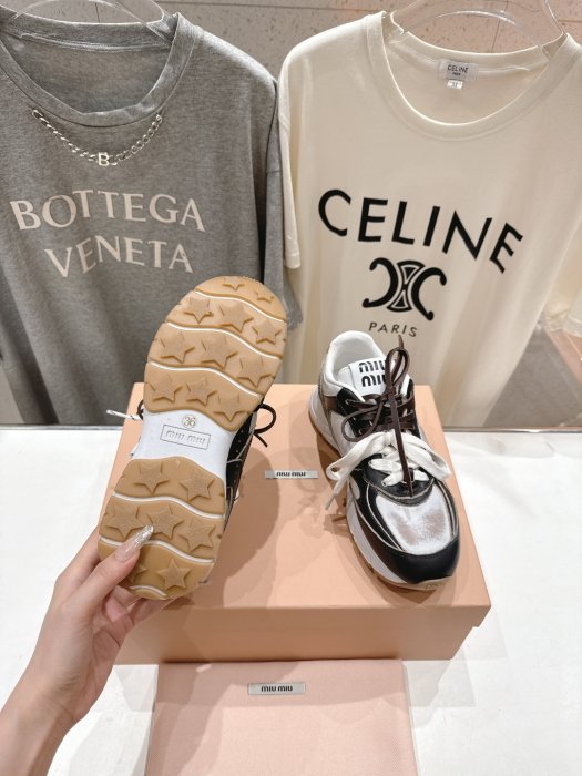 Кроссовки фото 9