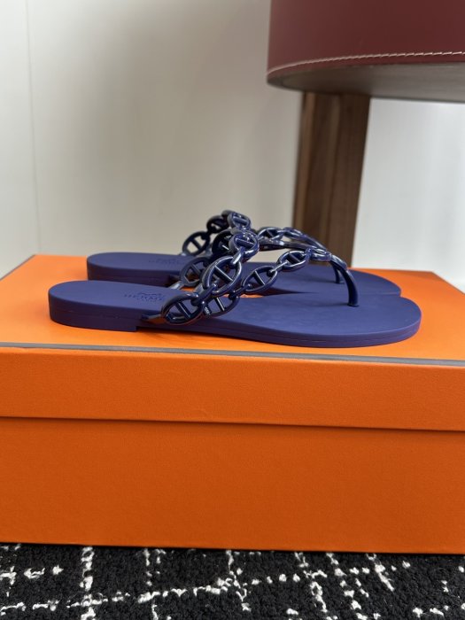 Шльопанці жіночі фото 2