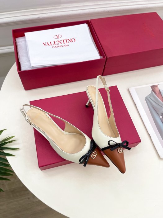 Босоножки фото 5