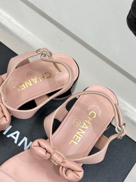 Босоножки фото 8