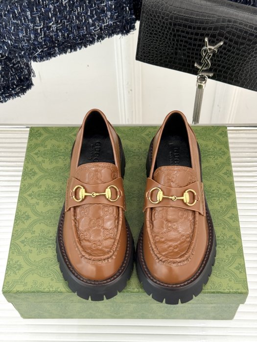 Туфли женские фото 4