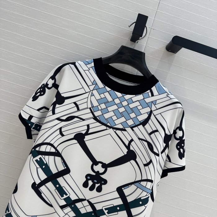 Футболка женская фото 2