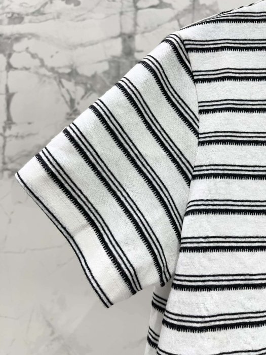 Футболка женская фото 4