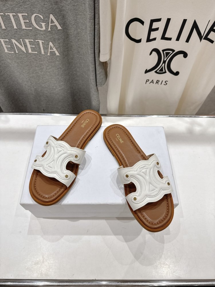 Шлепанцы женские фото 2