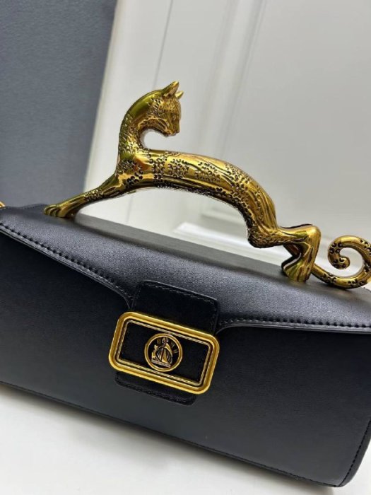 Сумка LANVIN Pencil Cat 27 см кожаная фото 4